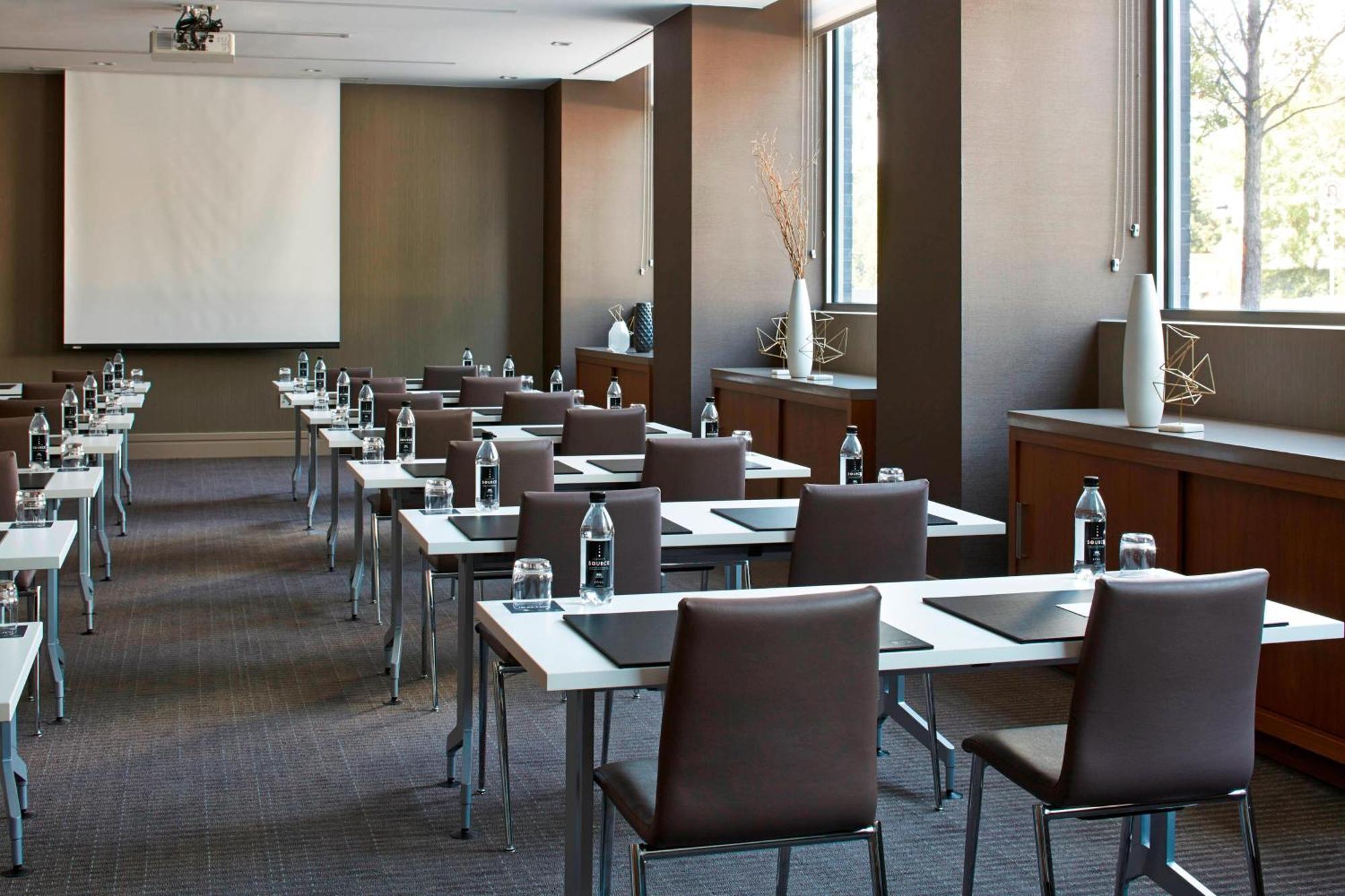 Ac Hotel By Marriott Atlanta Buckhead At Phipps Plaza Bagian luar foto